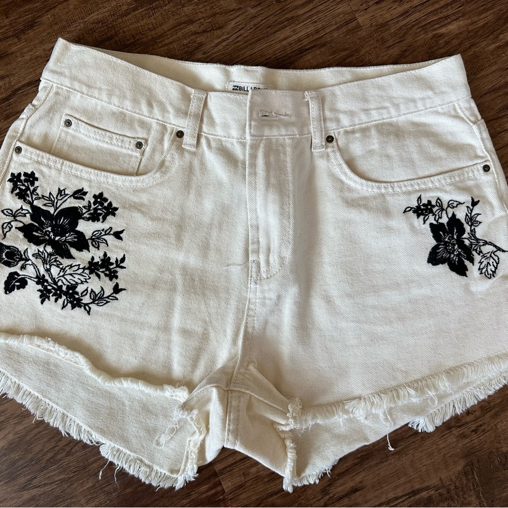 Billabong Women's White Shorts with Black Floral Design